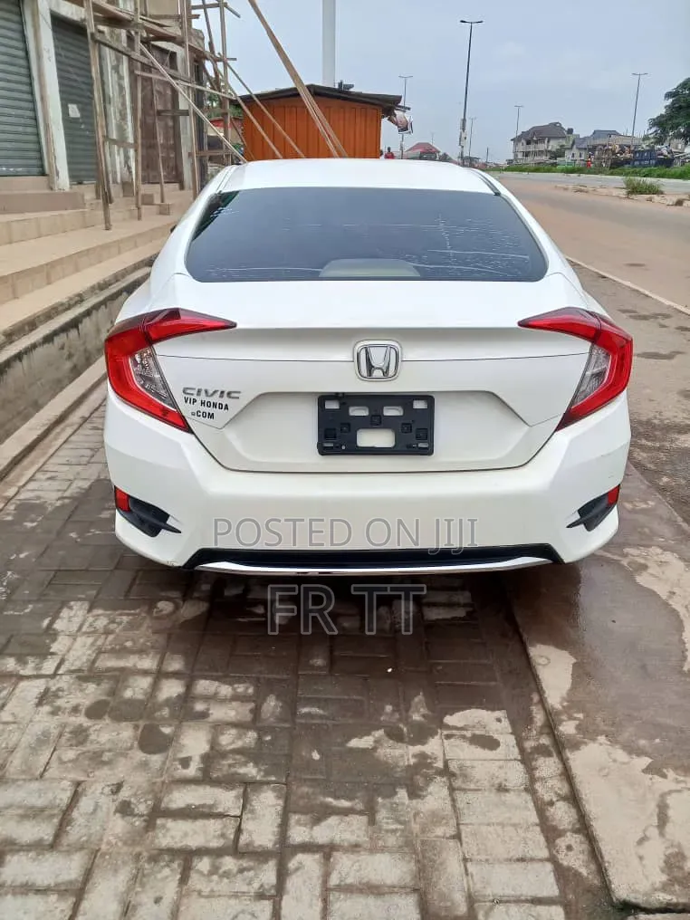 Honda Civic 2019 White