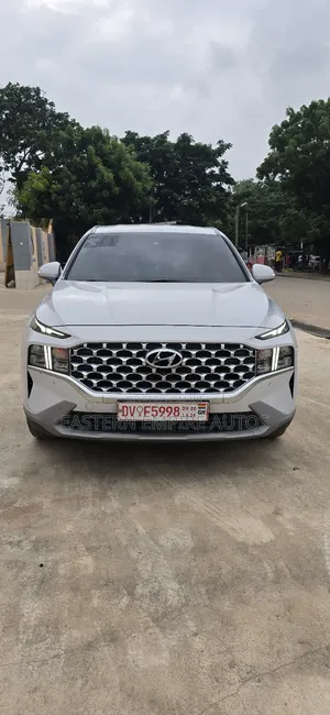 Hyundai Santa Fe Limited 2022 White