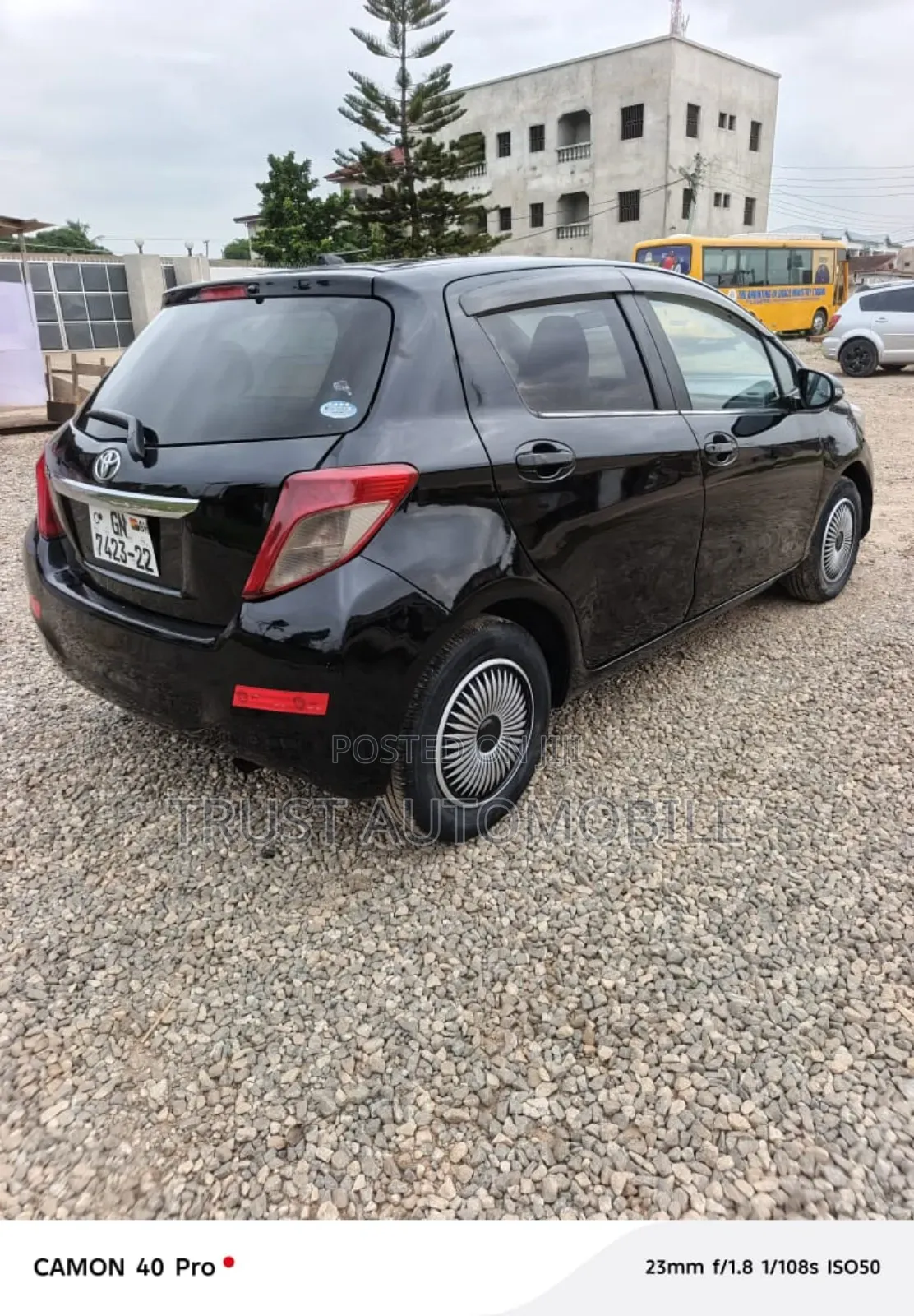 Toyota Vitz 1.3 FWD 5dr 2012 Black
