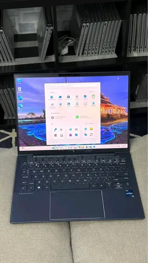 New Laptop HP Elite Dragonfly G4 16GB Intel Core i5 SSD 512GB