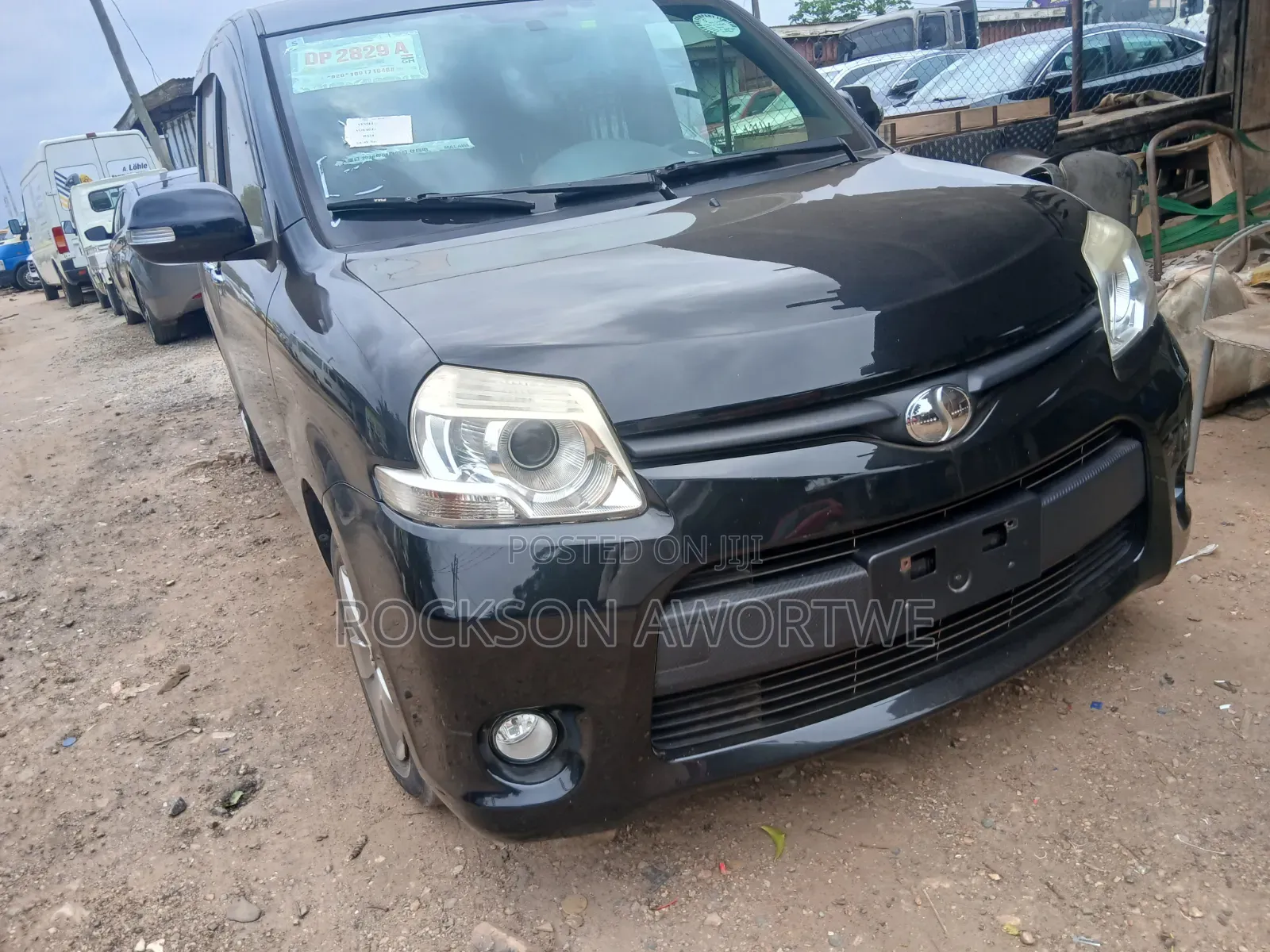Toyota Sienta 2013 Black