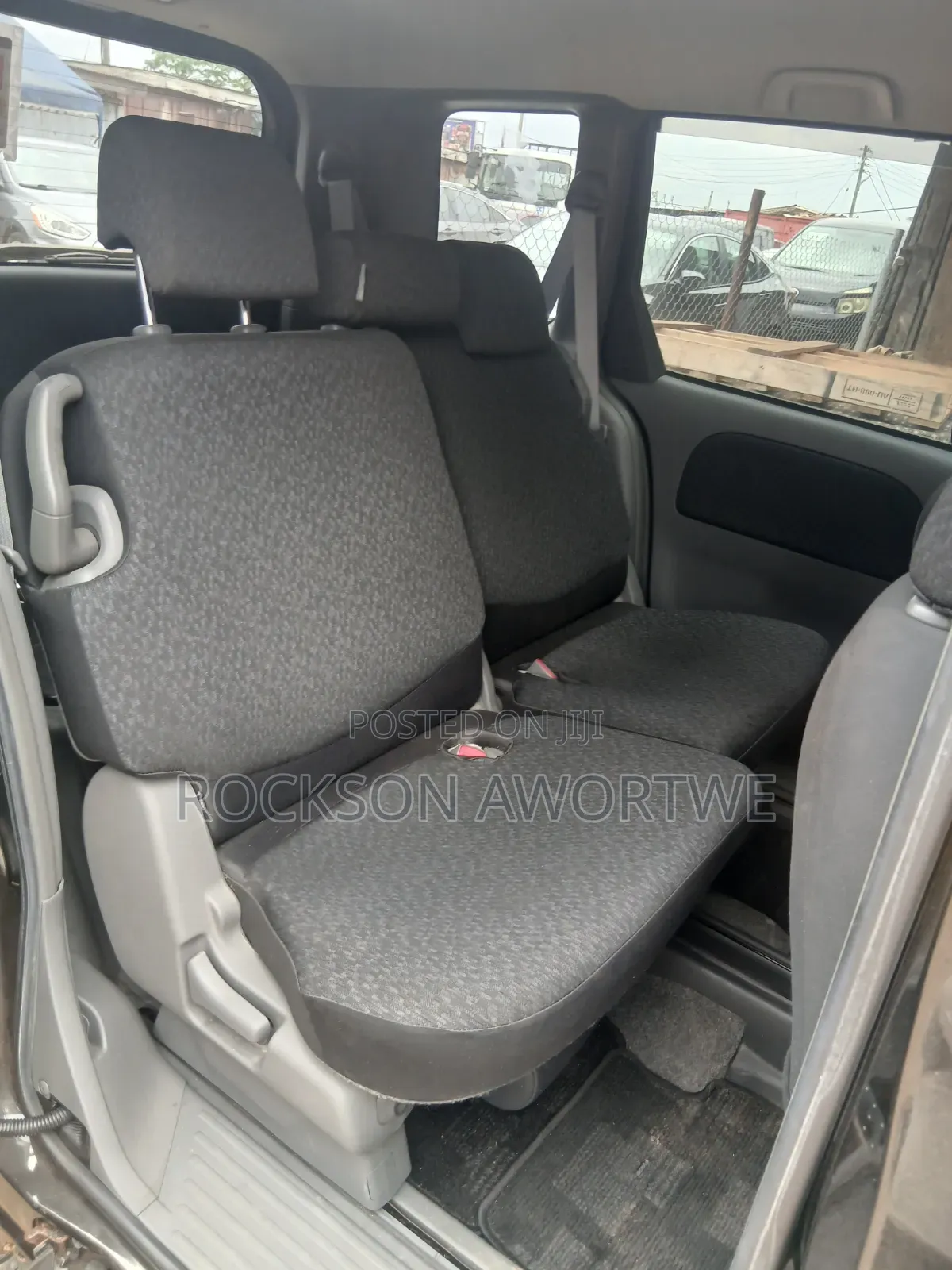Toyota Sienta 2013 Black