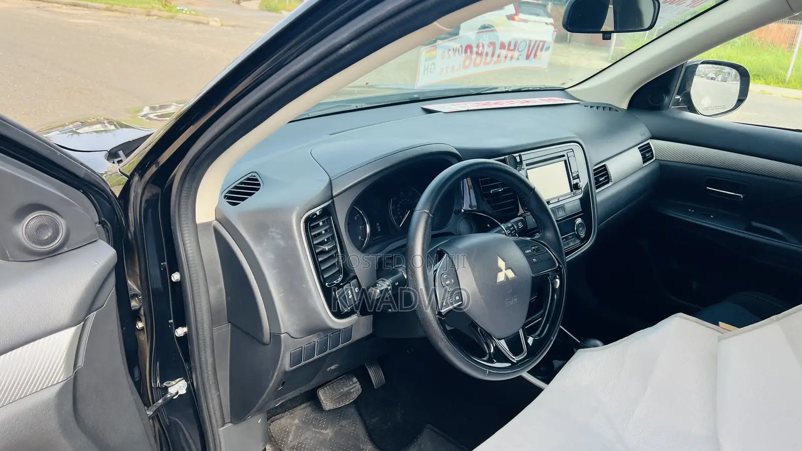 Mitsubishi Outlander 2017 Black
