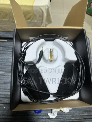 SAMSON SR950 Professional Studio Reference Headphones