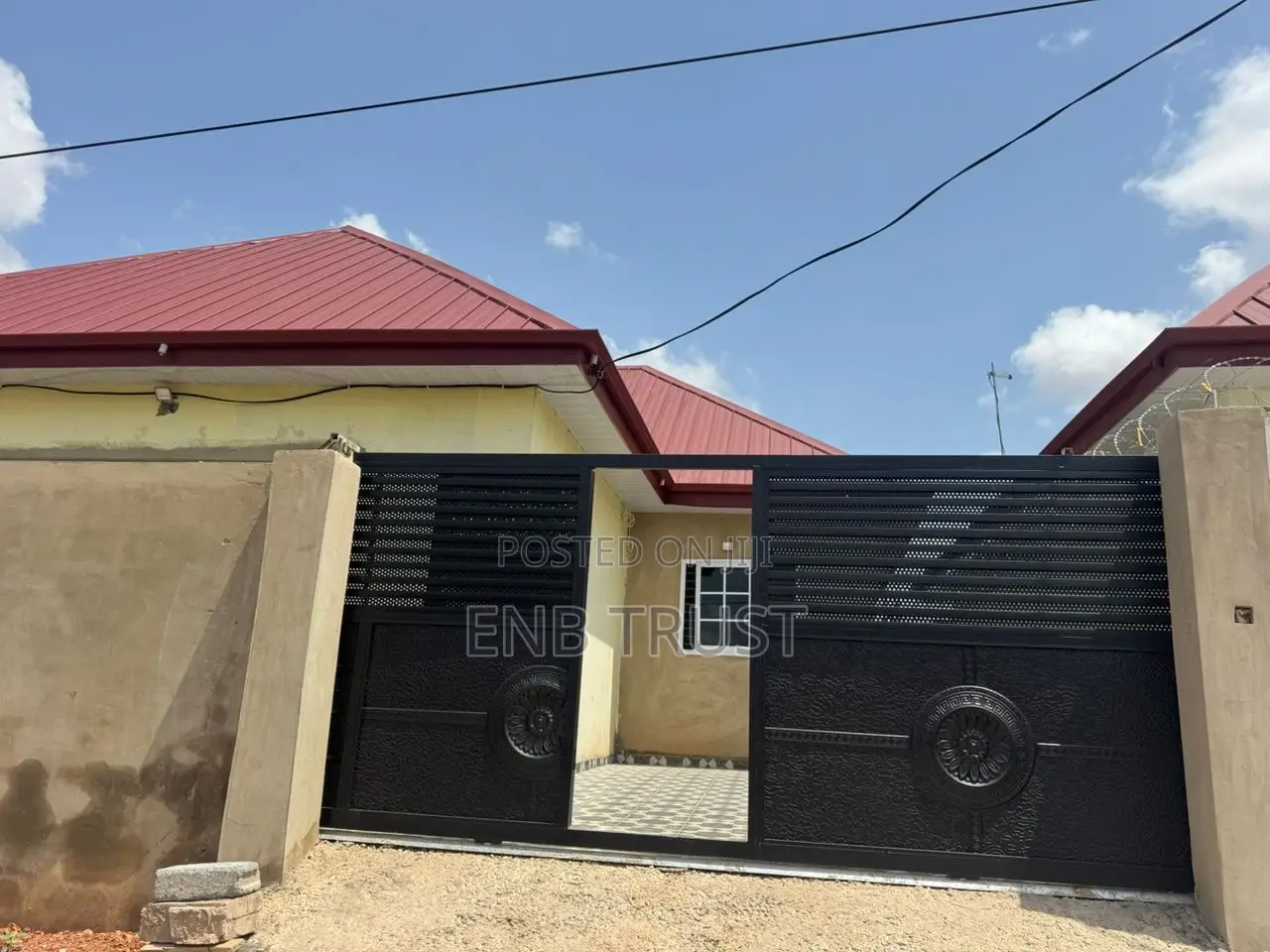 3bdrm House in Achimota, Mile 7 for rent