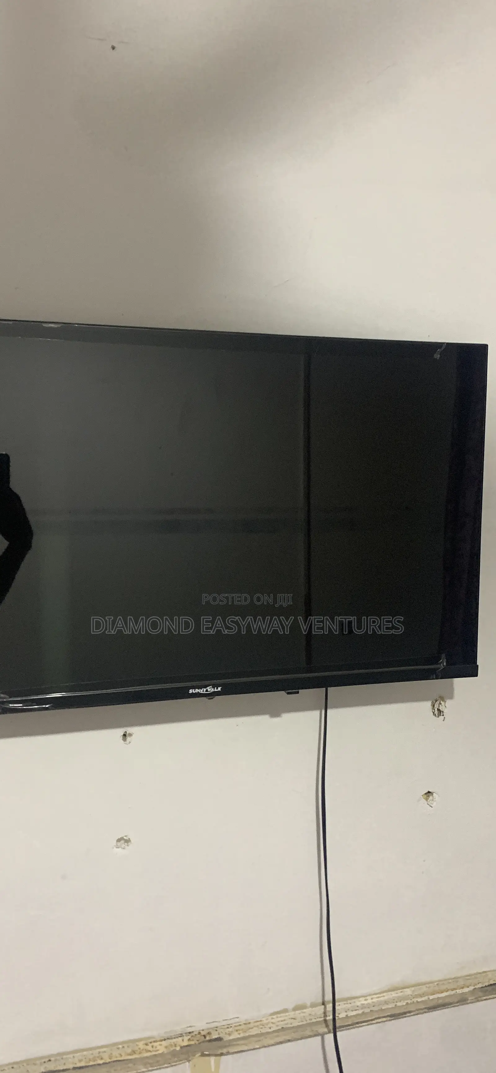 Sunnywalk Flatscreen TV