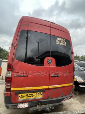 Mercedes-Benz Sprinter 2012 Red