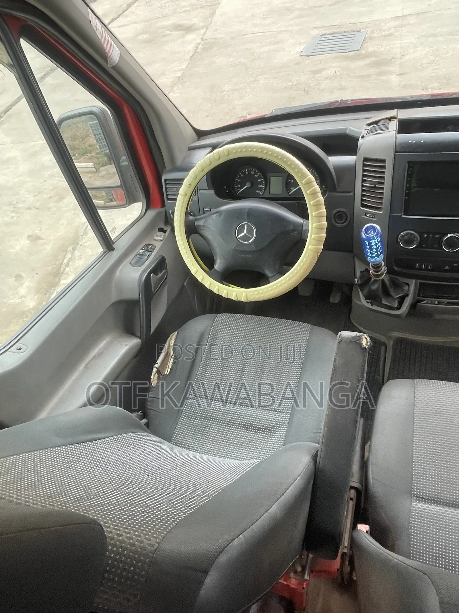 Mercedes-Benz Sprinter 2012 Red
