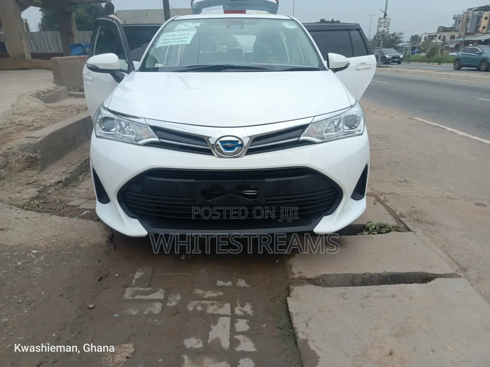 Toyota Corolla Fielder 2020 White