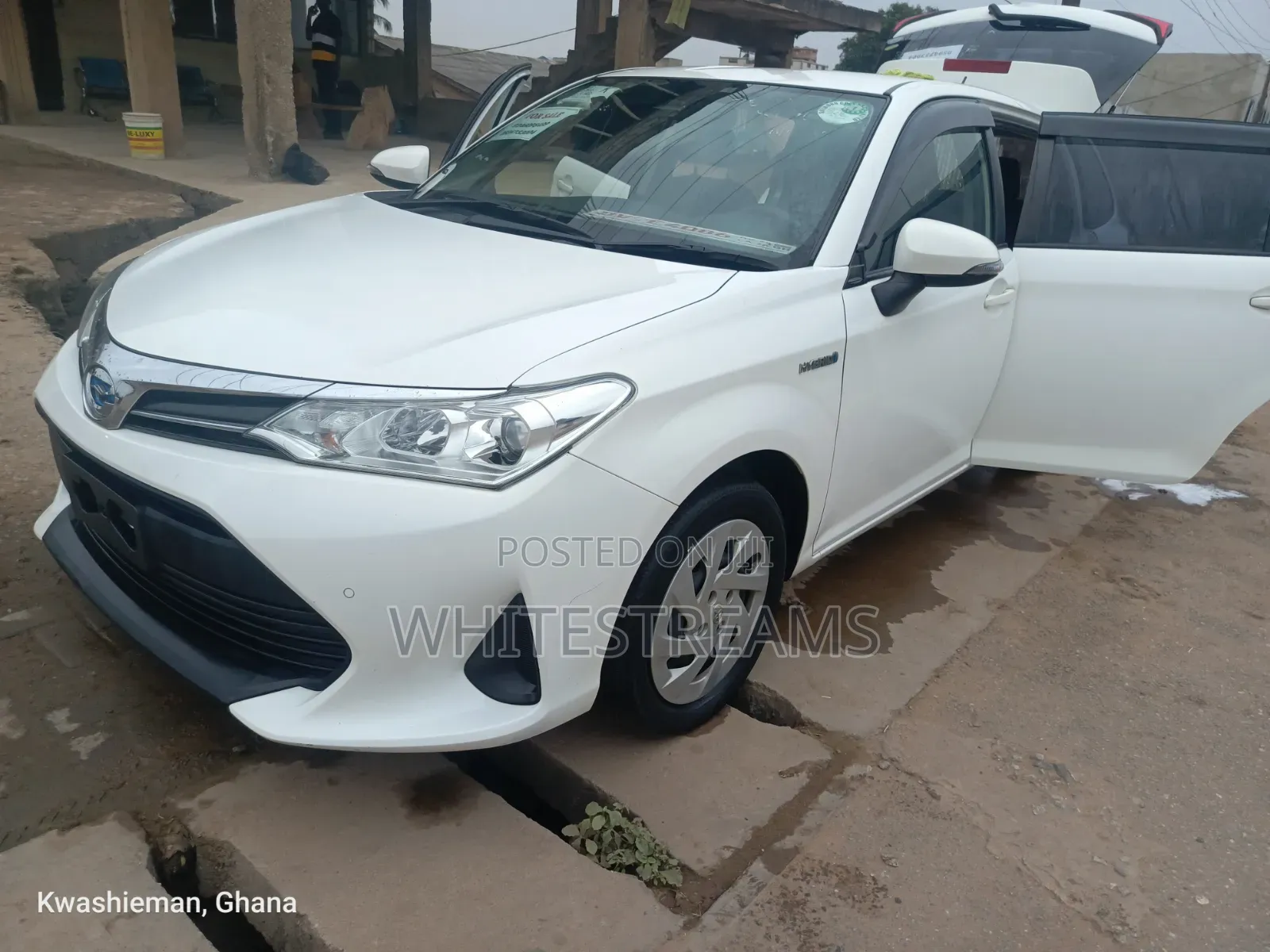 Toyota Corolla Fielder 2020 White