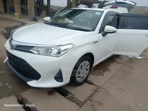 Toyota Corolla Fielder 2020 White