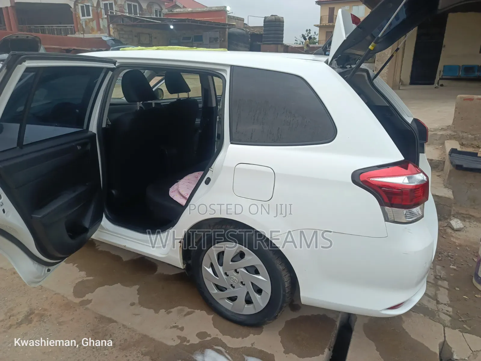 Toyota Corolla Fielder 2020 White