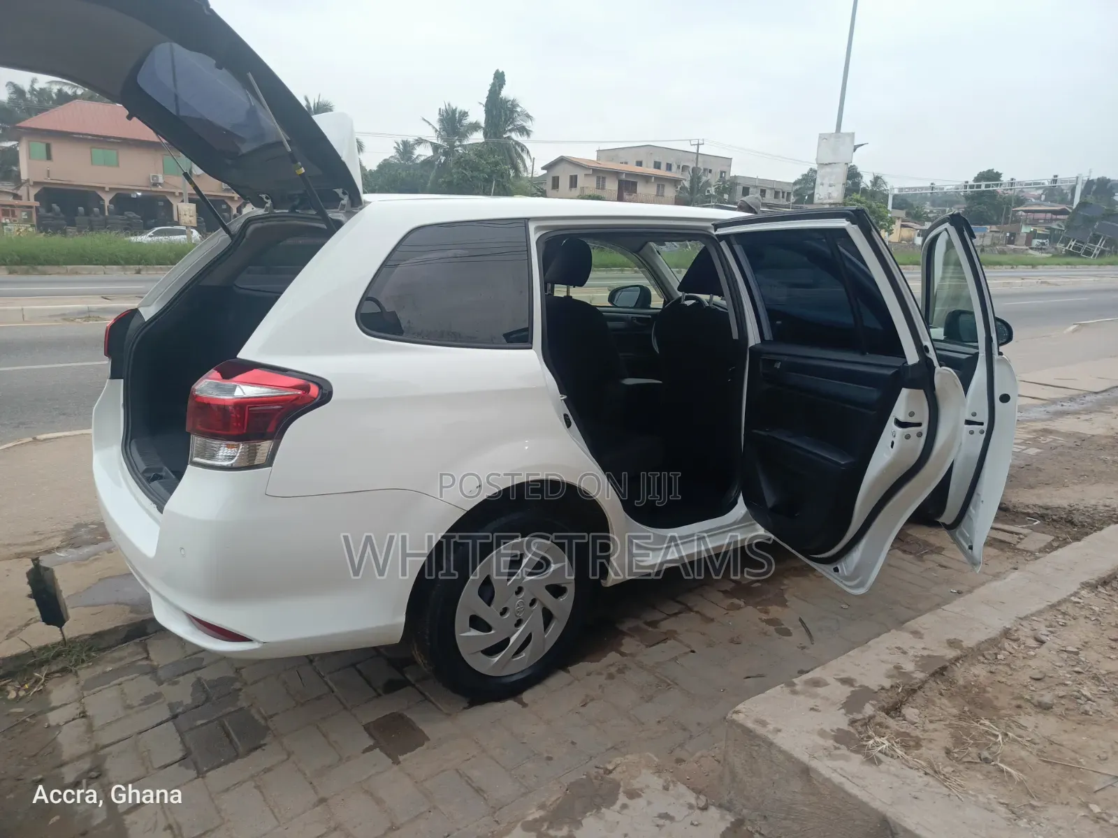 Toyota Corolla Fielder 2020 White
