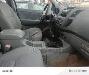 Toyota Hilux 2015 Black