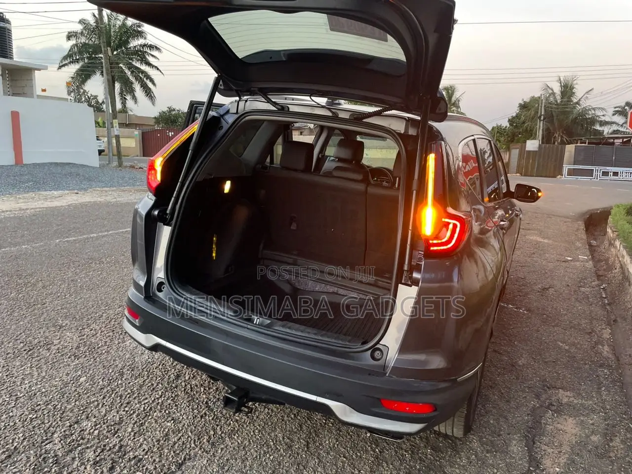 Honda CR-V Touring 2022 Gray