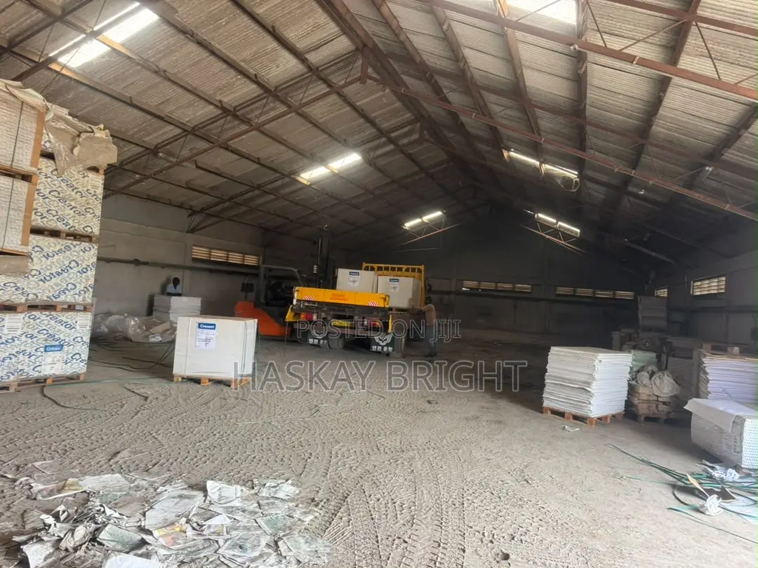 1350 SQM Warehouse for Rent at Achimota Mile 7