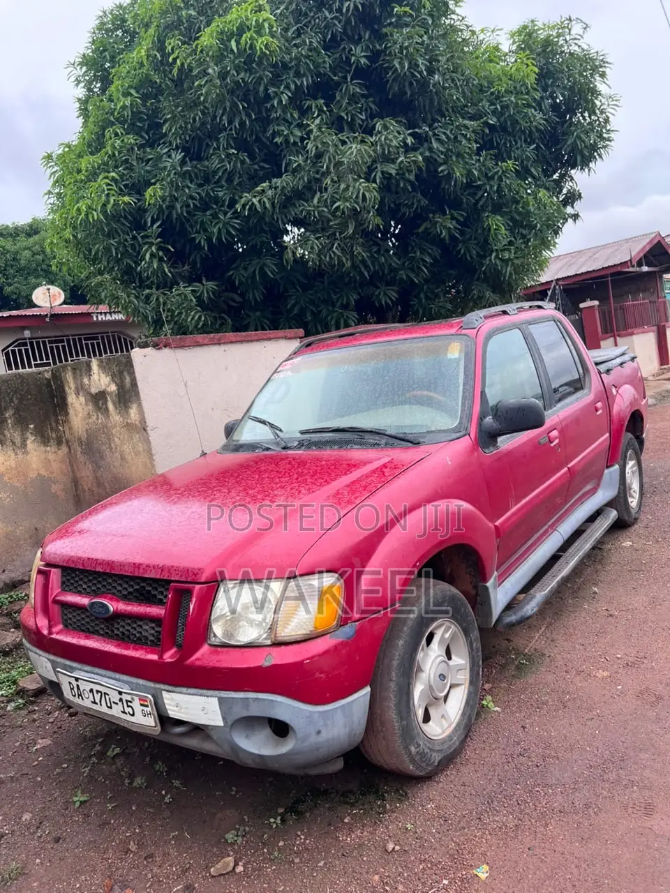 Ford Explorer Sport Track 2005 Red