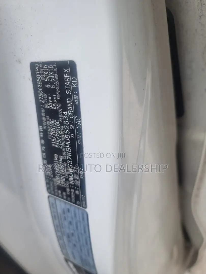 Hyundai Starex 2017 White