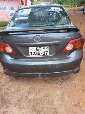 Toyota Corolla LE 4dr Sedan (1.8L 4 cyl 4A) 2009 Gray