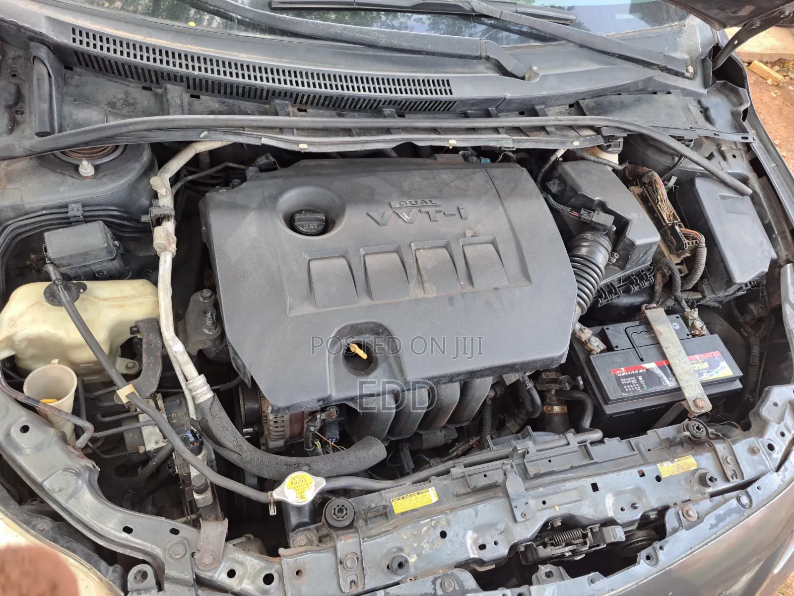 Toyota Corolla LE 4dr Sedan (1.8L 4 cyl 4A) 2009 Gray