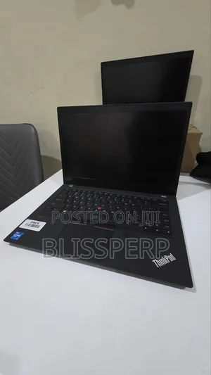 Laptop Lenovo ThinkPad T14s Gen 2 16GB Intel Core i5 SSD 256GB