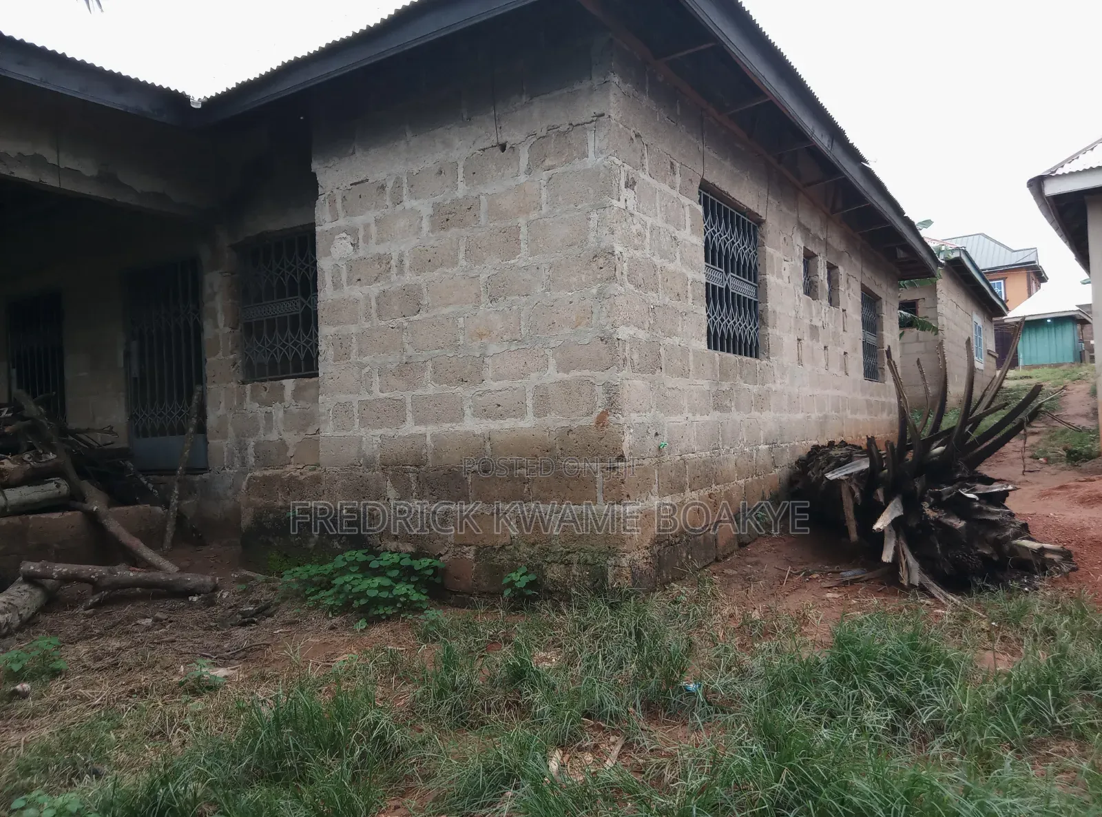 4bdrm House in Brother K Estate, Kumasi Metropolitan for sale