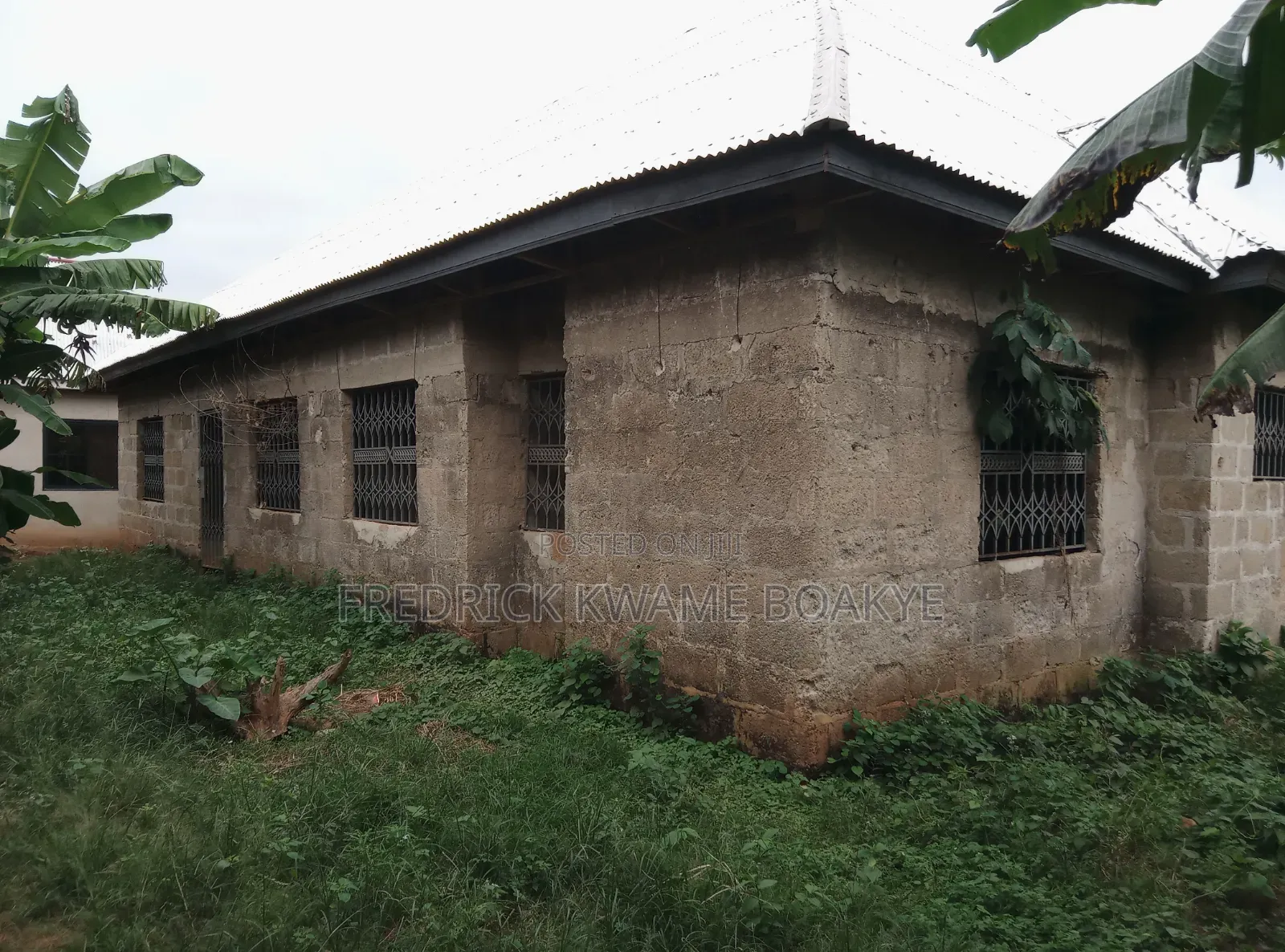 4bdrm House in Brother K Estate, Kumasi Metropolitan for sale