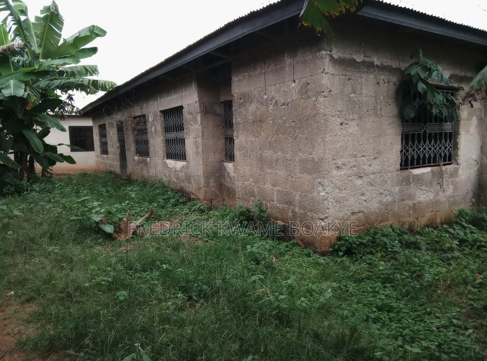 4bdrm House in Brother K Estate, Kumasi Metropolitan for sale
