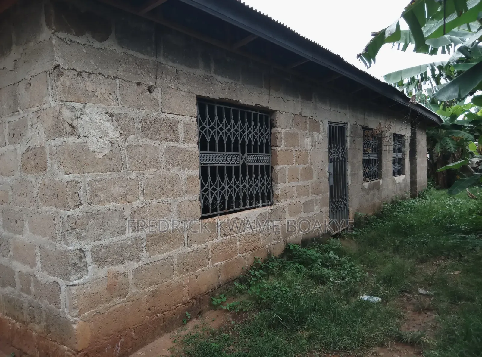 4bdrm House in Brother K Estate, Kumasi Metropolitan for sale