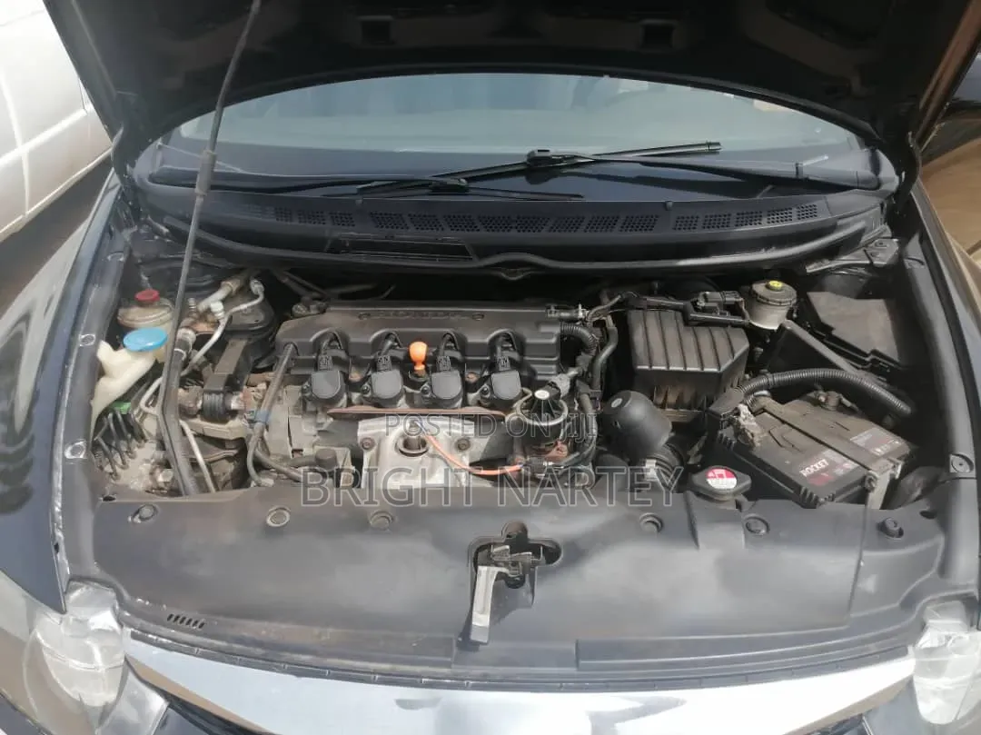 Honda Civic 1.8 5 Door Automatic 2010 Black