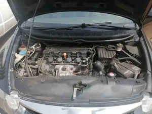 Honda Civic 1.8 5 Door Automatic 2010 Black