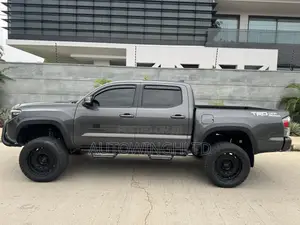 Toyota Tacoma TRD Sport Double Cab 6' Bed V6 AT 2023 Gray