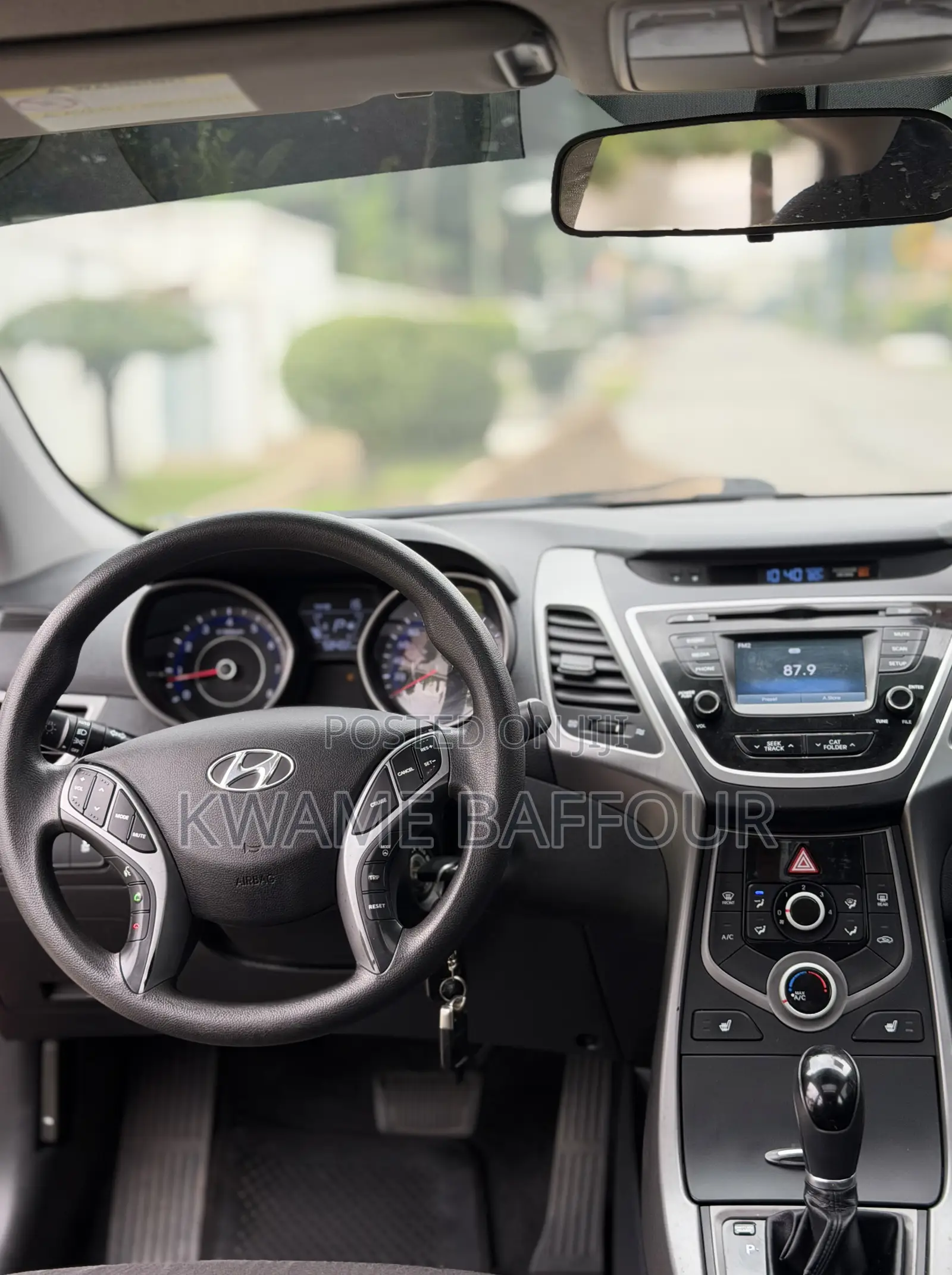 Hyundai Elantra 2016 Red