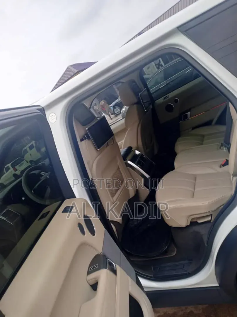 Land Rover Range Rover 2017 White