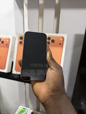 Apple iPhone 16 Pro 128 GB Gold
