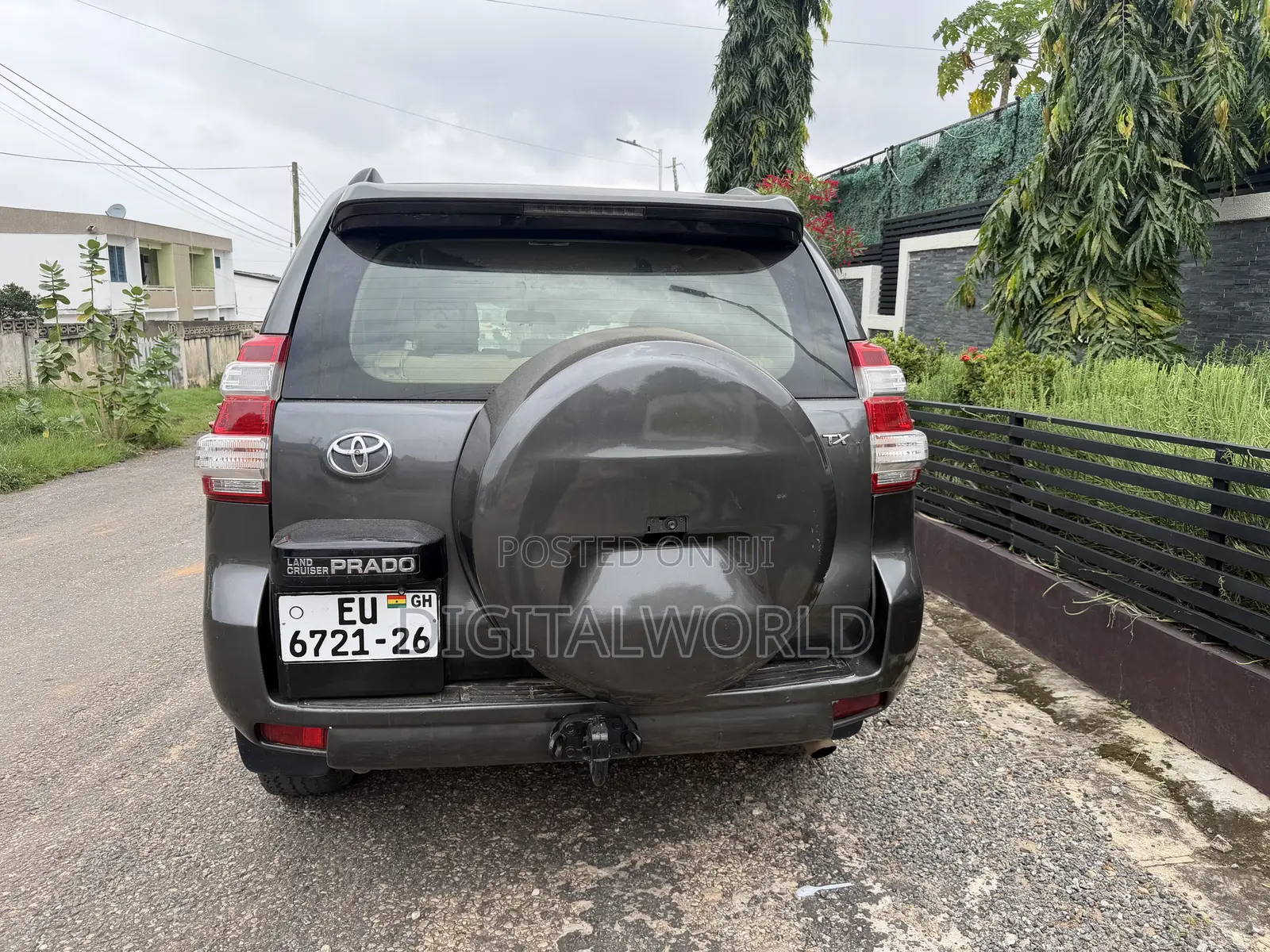 Toyota Land Cruiser Prado 2013 Black