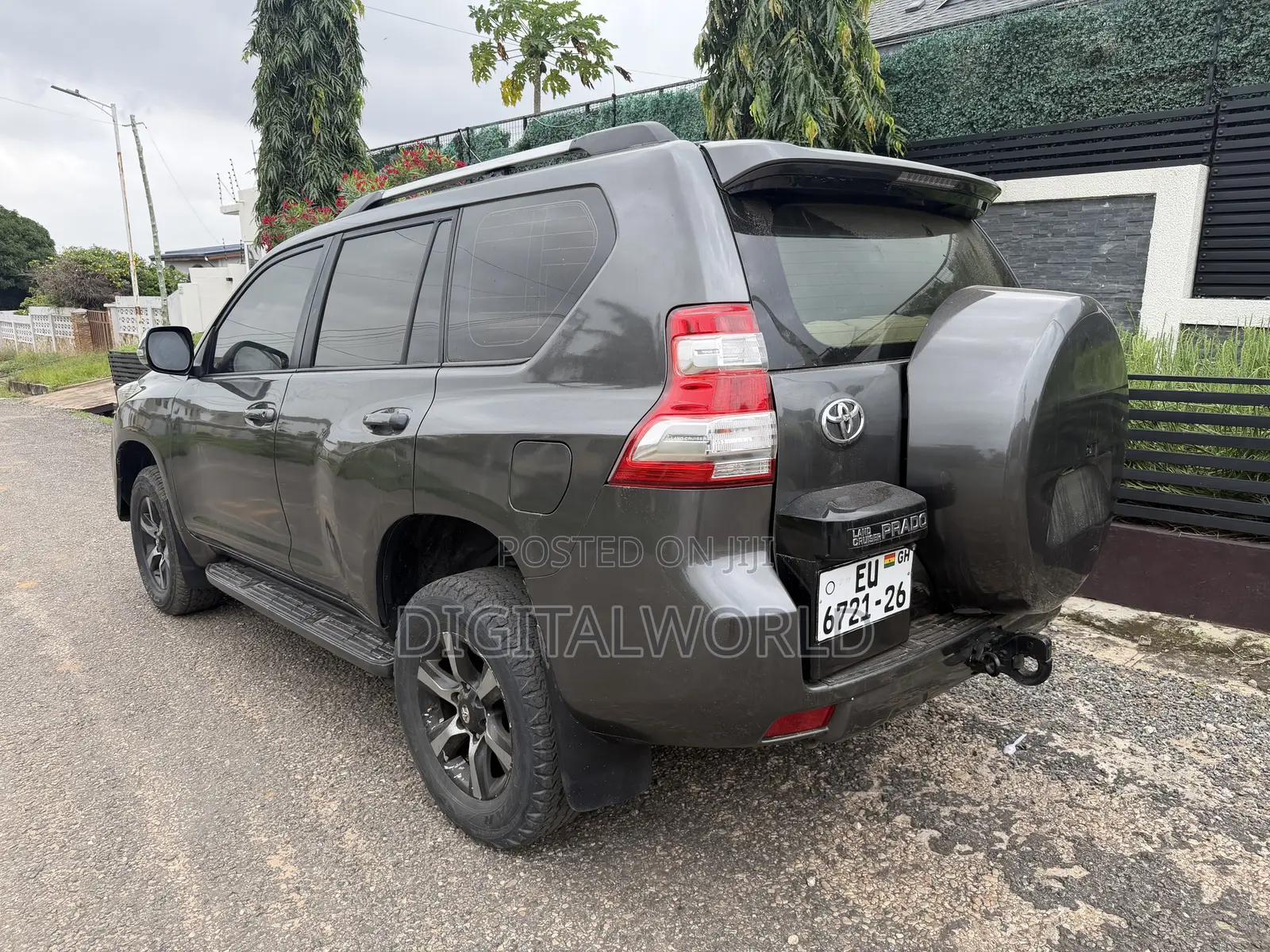 Toyota Land Cruiser Prado 2013 Black