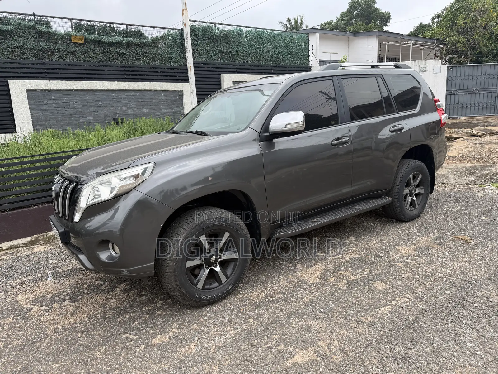 Toyota Land Cruiser Prado 2013 Black