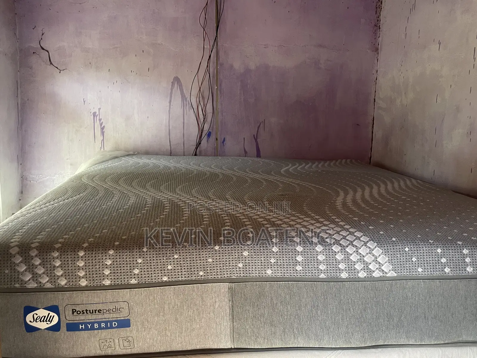 Sealy Posturepedic Hybrid Beds(king) 76/80 14inches