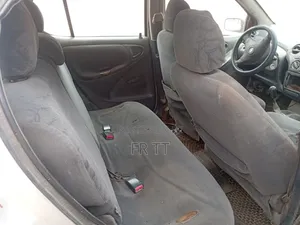 Toyota Yaris 2010 Red