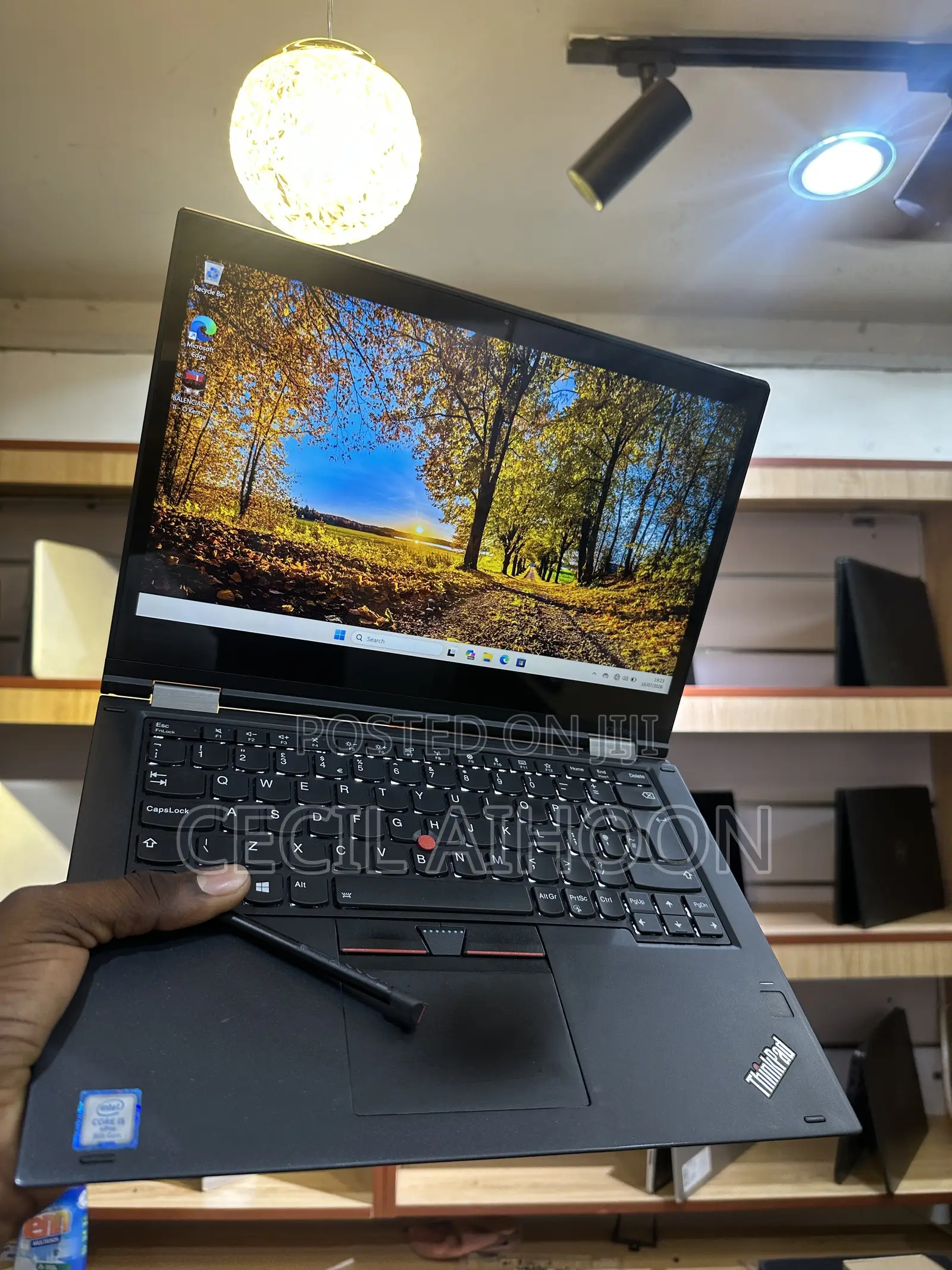 Laptop Lenovo ThinkPad X380 Yoga 8GB Intel Core i5 SSD 256GB
