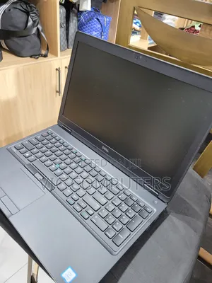 Laptop Dell Latitude 15 5580 8GB Intel Core i5 SSD 256GB
