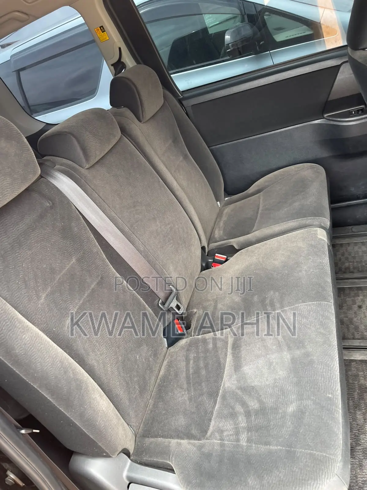 Toyota Voxy X L Edition 2WD 8-Seater 2013 Black