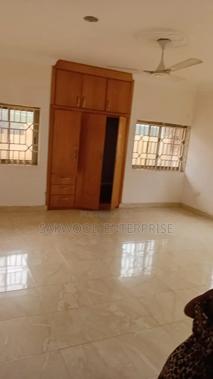 3bdrm House in Sakwood Enterprise, Oyibi for rent
