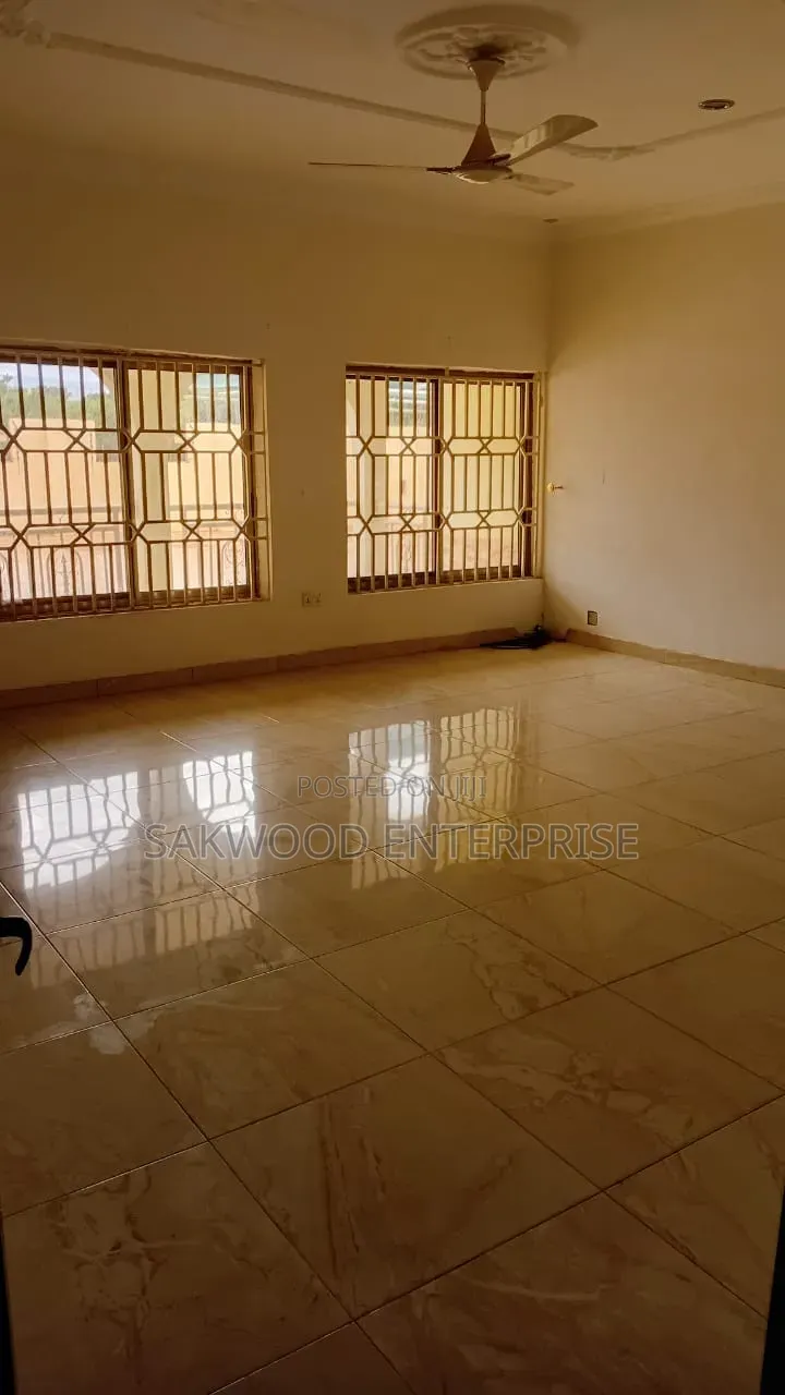 3bdrm House in Sakwood Enterprise, Oyibi for rent