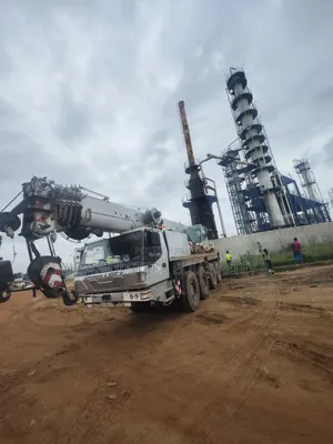 90 Mobile Crane for Rentals