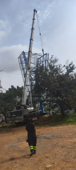 90 Mobile Crane for Rentals