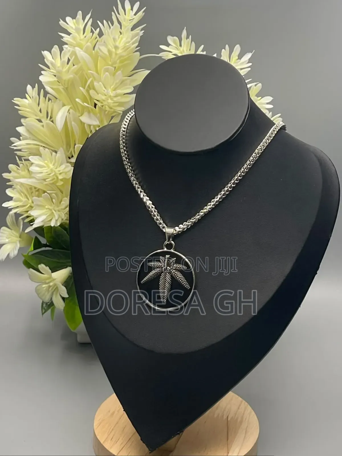 Men’S Silver Necklace With Pendant–Silver Chain for Men in Accra,Ghana
