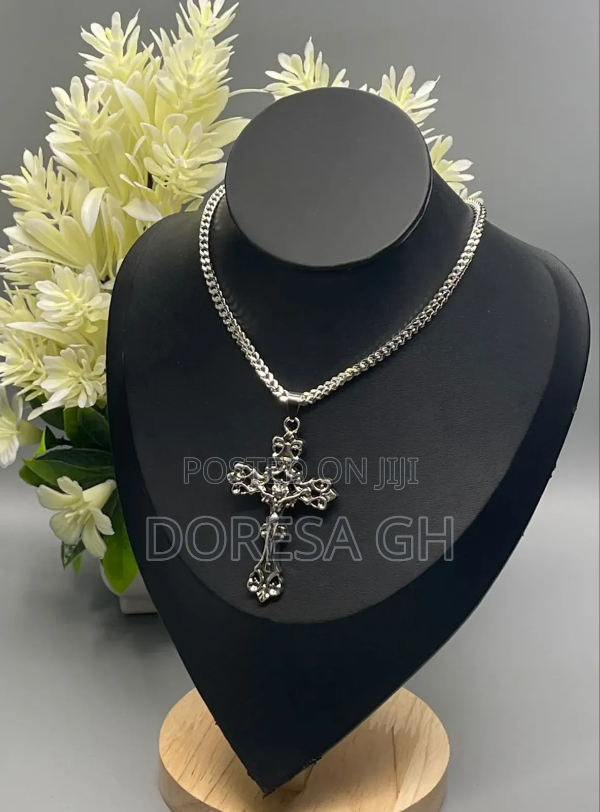 Men’S Silver Necklace With Pendant–Silver Chain for Men in Accra,Ghana