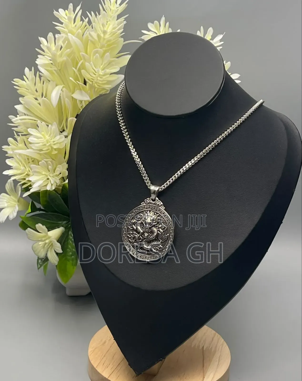 Men’S Silver Necklace With Pendant–Silver Chain for Men in Accra,Ghana